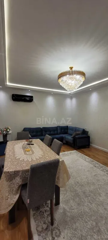 Kirayə verilir 2 otaqlı mənzil 80 m²