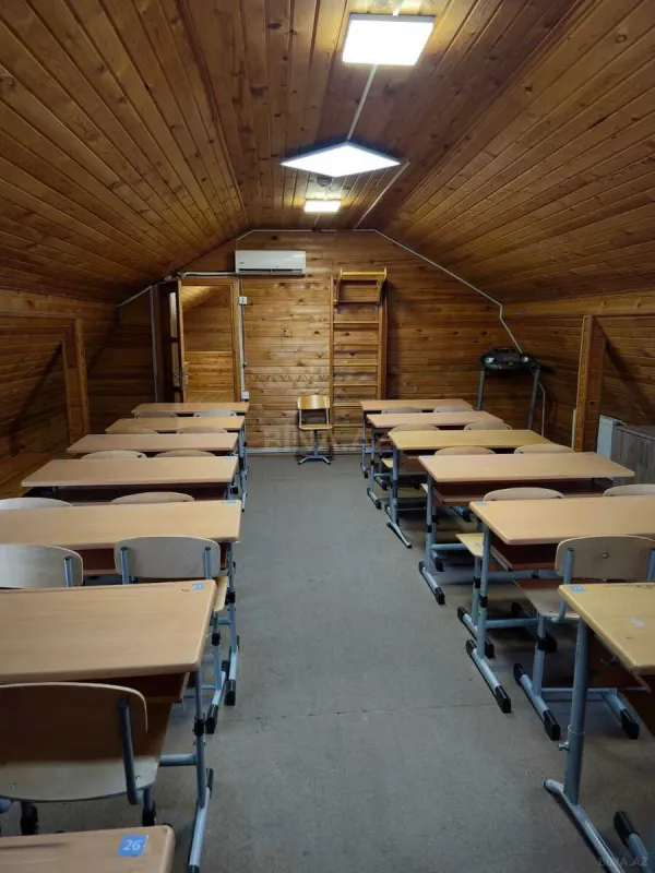 Kirayə verilir 8 otaqlı ofis 250 m²