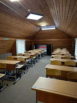 Kirayə verilir 8 otaqlı ofis 250 m²