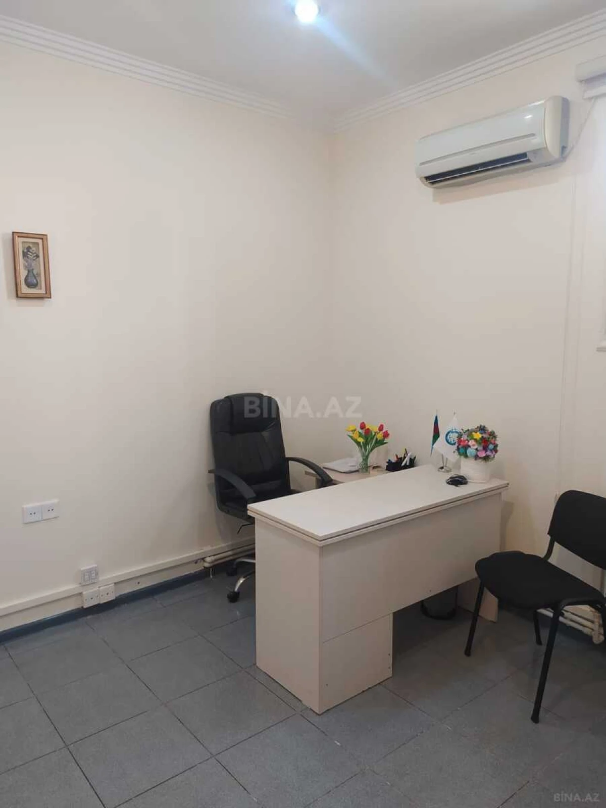 Kirayə verilir 8 otaqlı ofis 250 m²