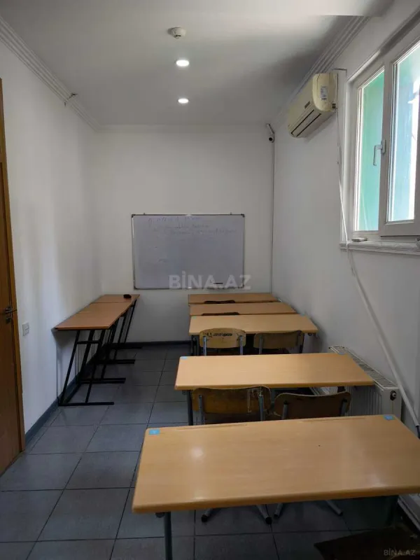 Kirayə verilir 8 otaqlı ofis 250 m²