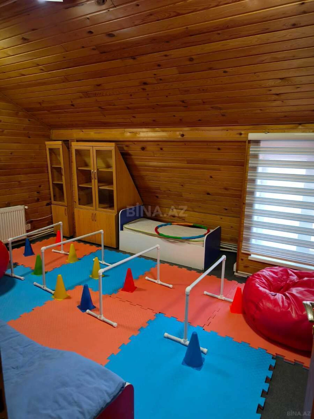 Kirayə verilir 8 otaqlı ofis 250 m²