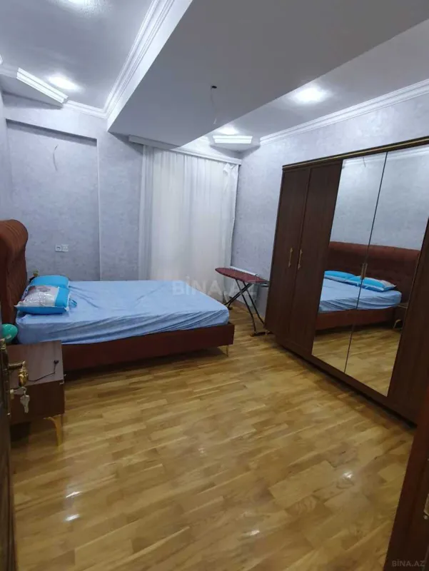 Kirayə verilir 2 otaqlı mənzil 80 m²