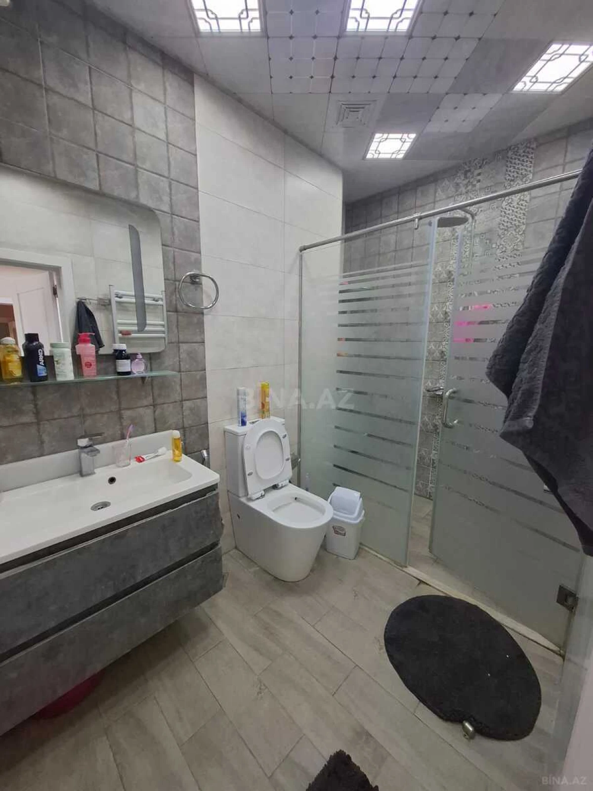 Satılır 4 otaqlı mənzil 154 m²