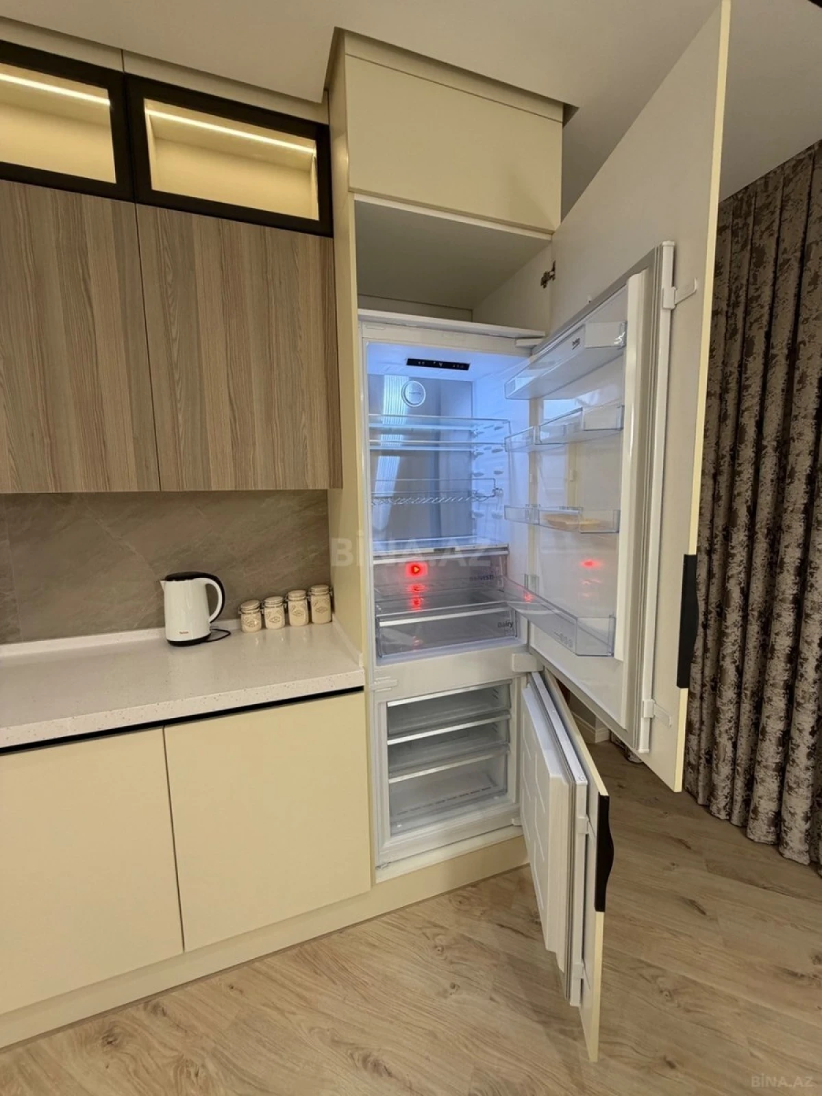 Kirayə verilir 3 otaqlı mənzil 115 m²