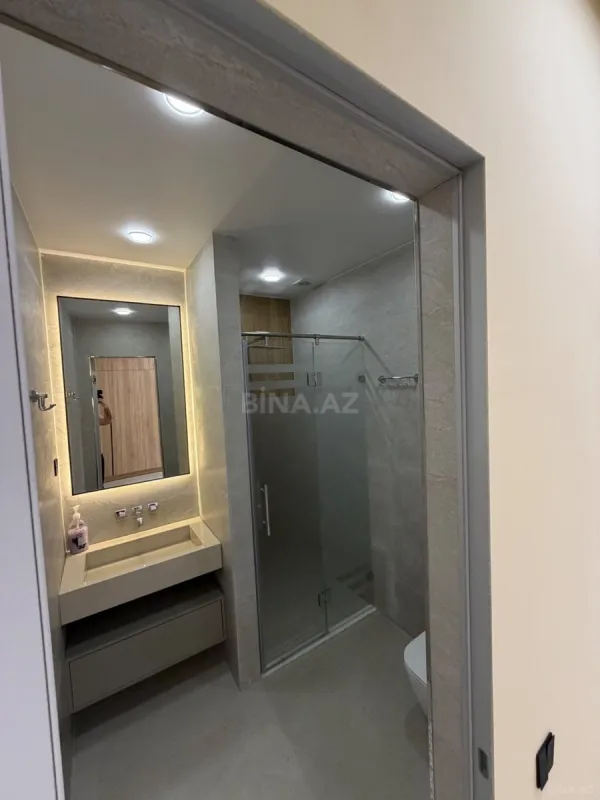 Kirayə verilir 3 otaqlı mənzil 115 m²