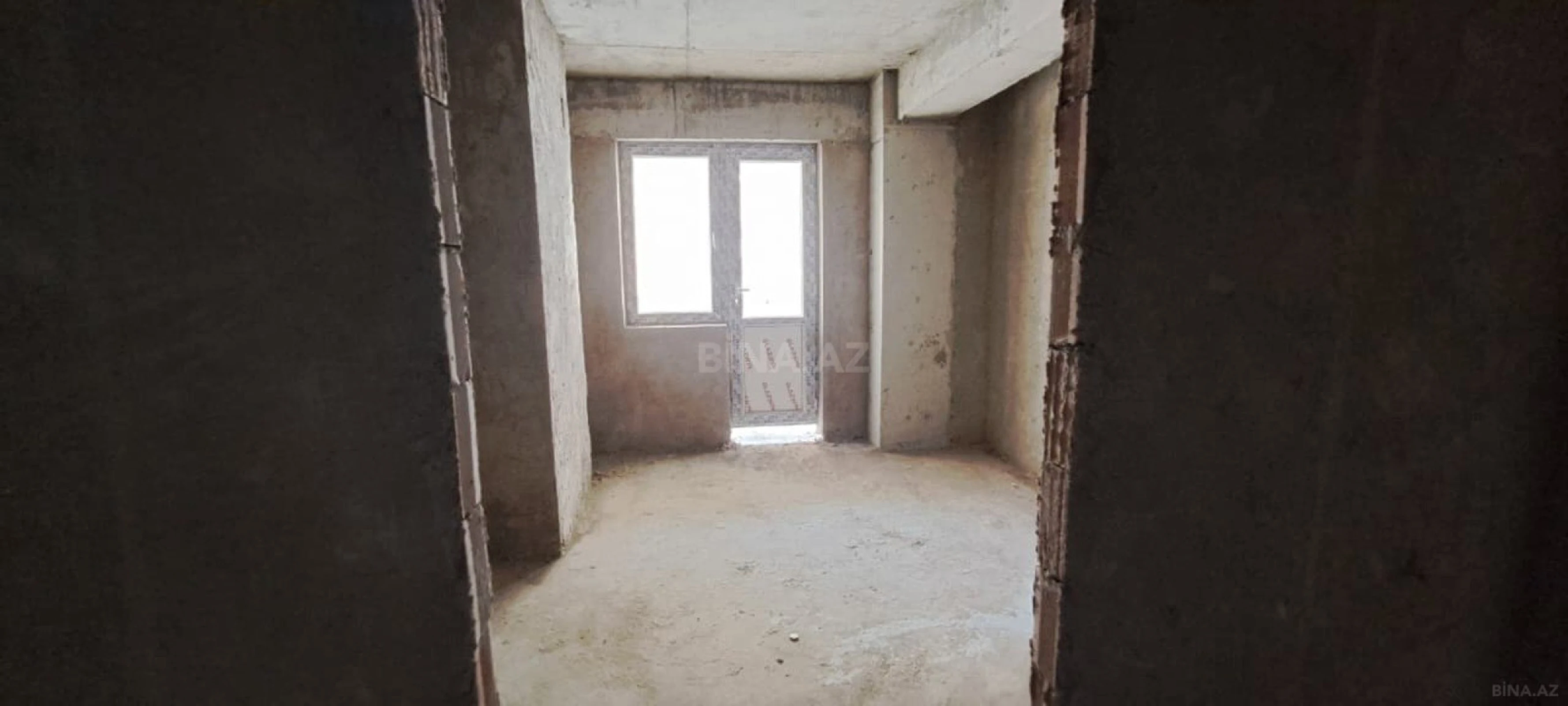Satılır 2 otaqlı mənzil 99.3 m²