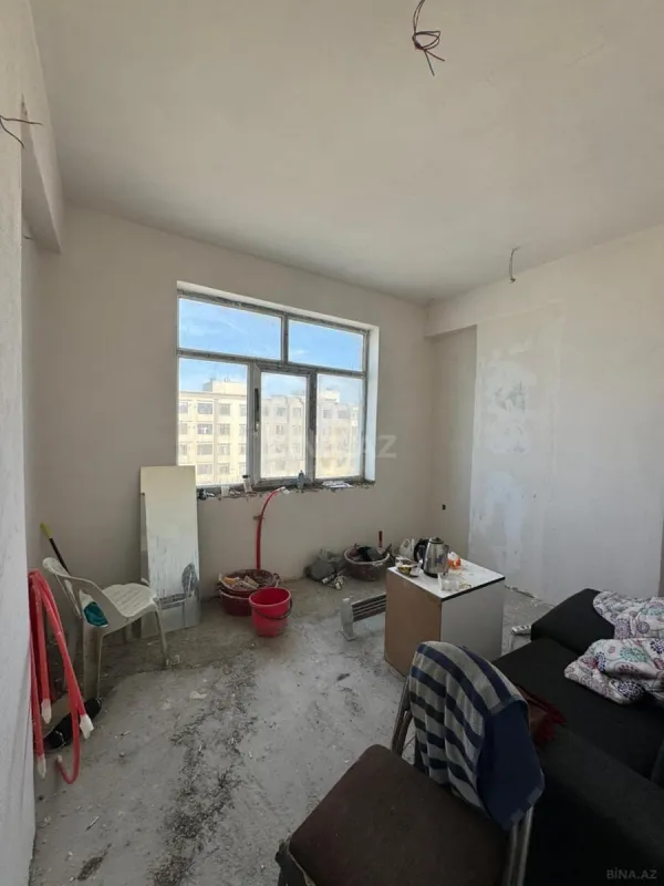Satılır 5 otaqlı mənzil 340 m²