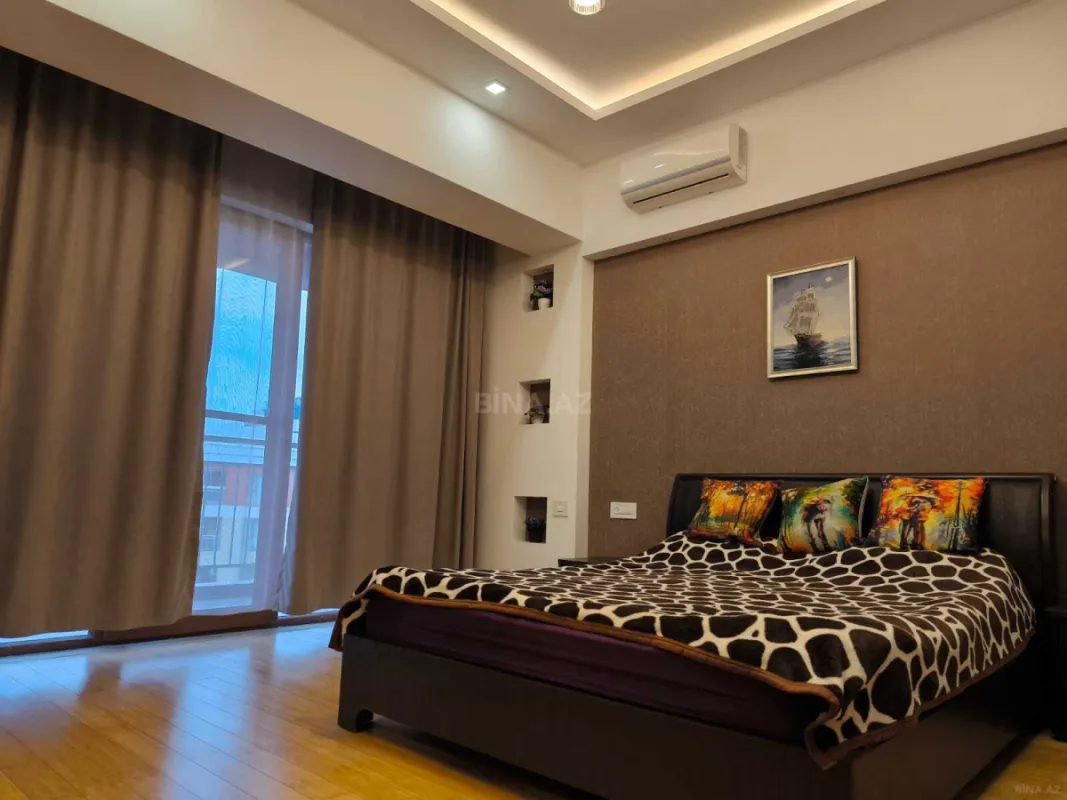 Kirayə verilir 2 otaqlı mənzil 73 m²