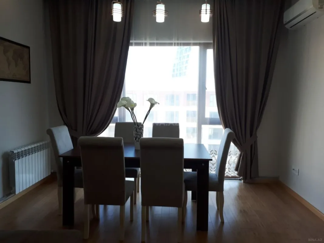 Kirayə verilir 2 otaqlı mənzil 73 m²