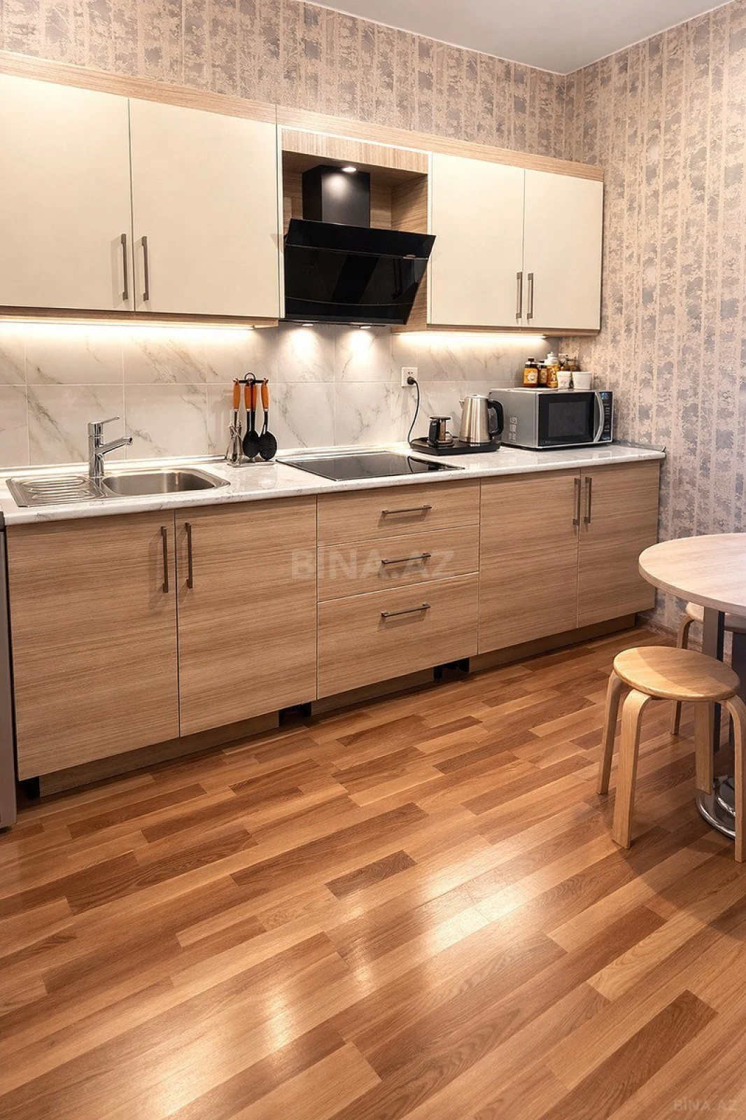 Satılır 2 otaqlı mənzil 70 m²