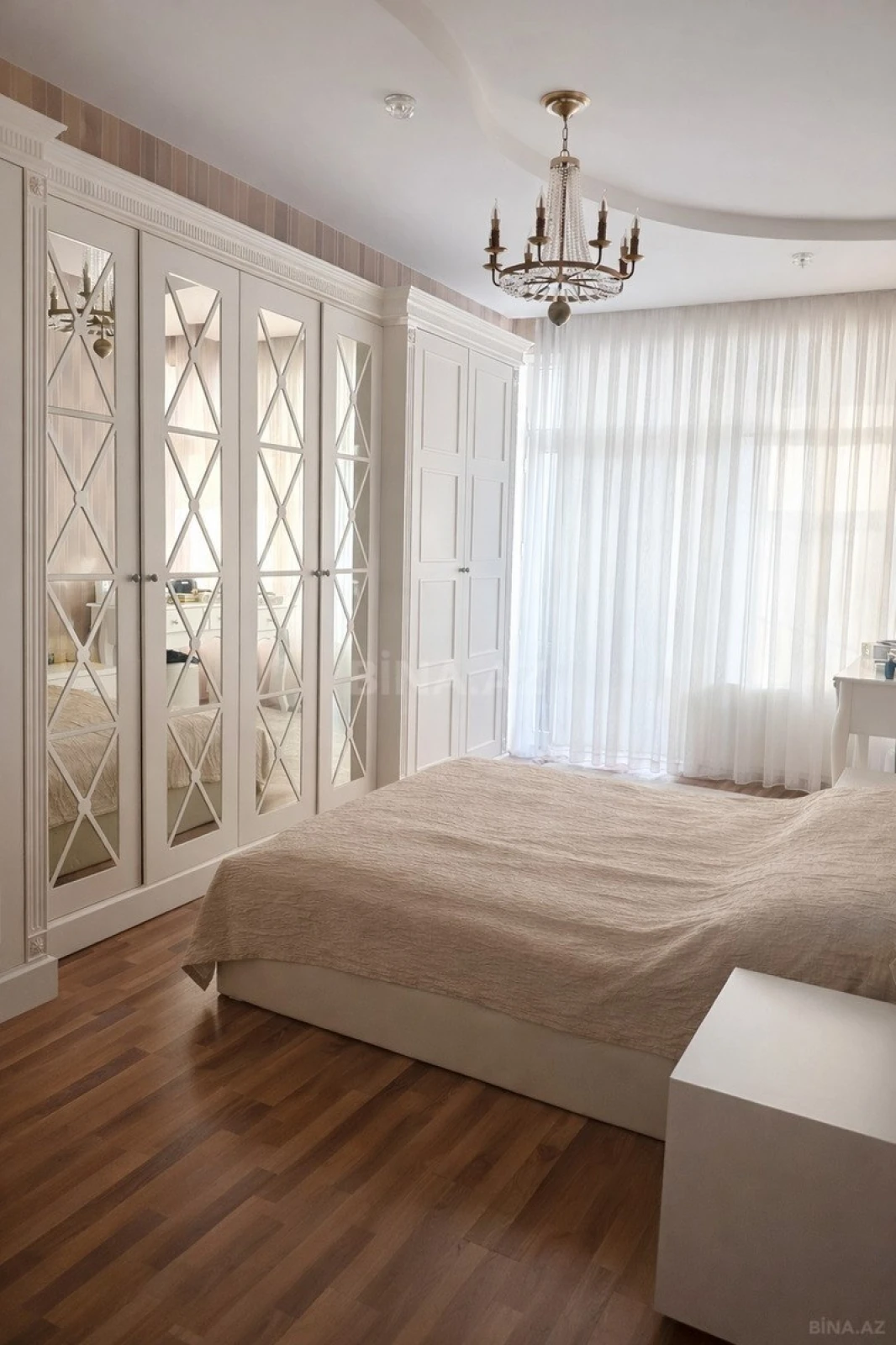 Satılır 2 otaqlı mənzil 70 m²