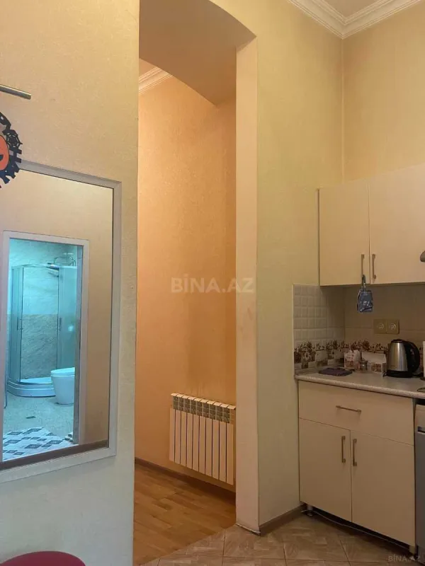 Kirayə verilir 2 otaqlı mənzil 60 m²