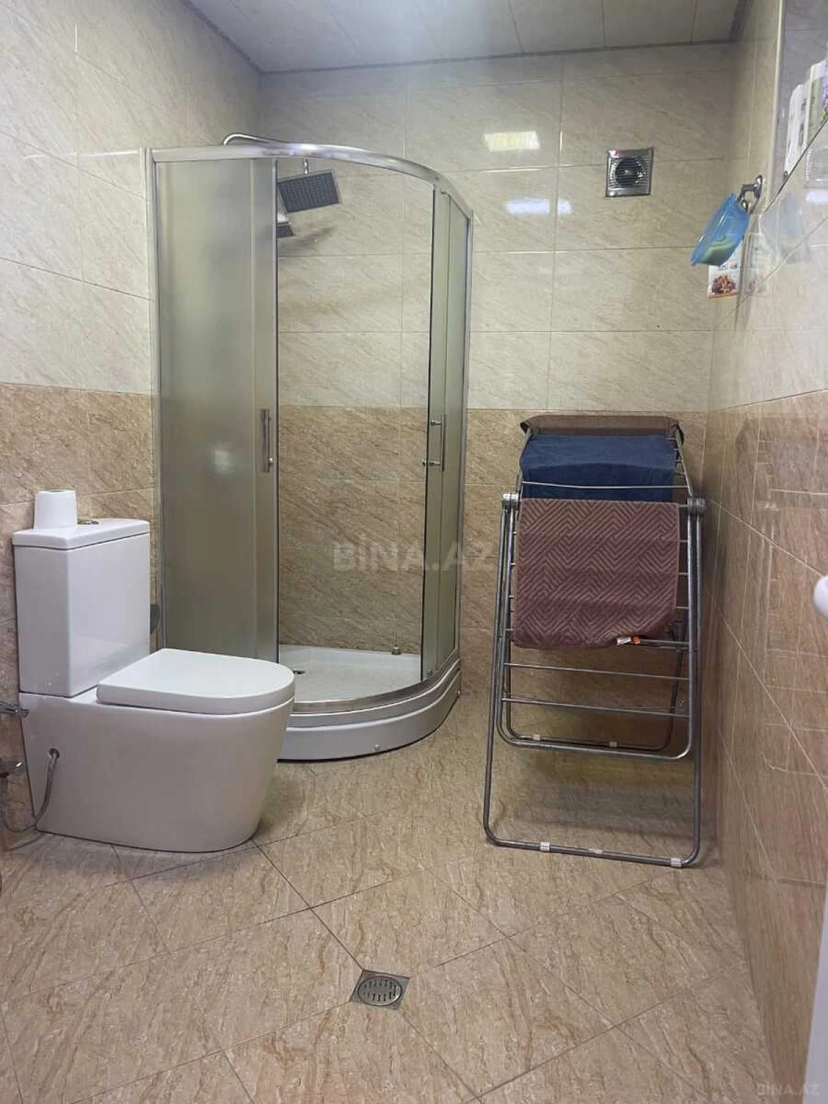 Kirayə verilir 2 otaqlı mənzil 60 m²