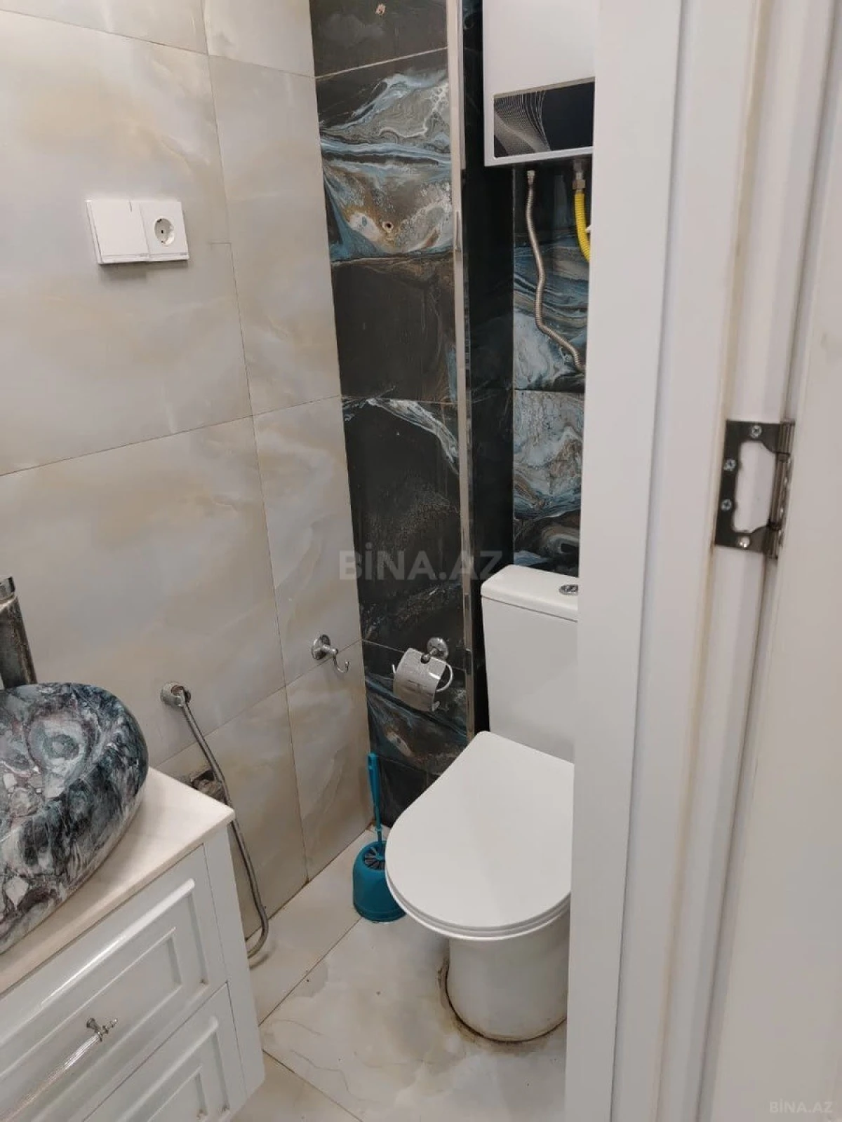 Kirayə verilir 2 otaqlı mənzil 75 m²