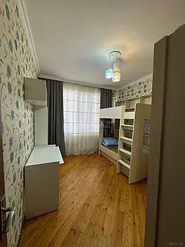 Kirayə verilir 3 otaqlı mənzil 83 m²