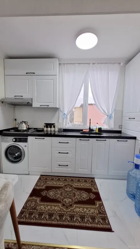 Satılır 3 otaqlı mənzil 65 m²