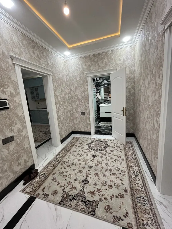 Satılır 6 otaqlı həyət evi 300 m²