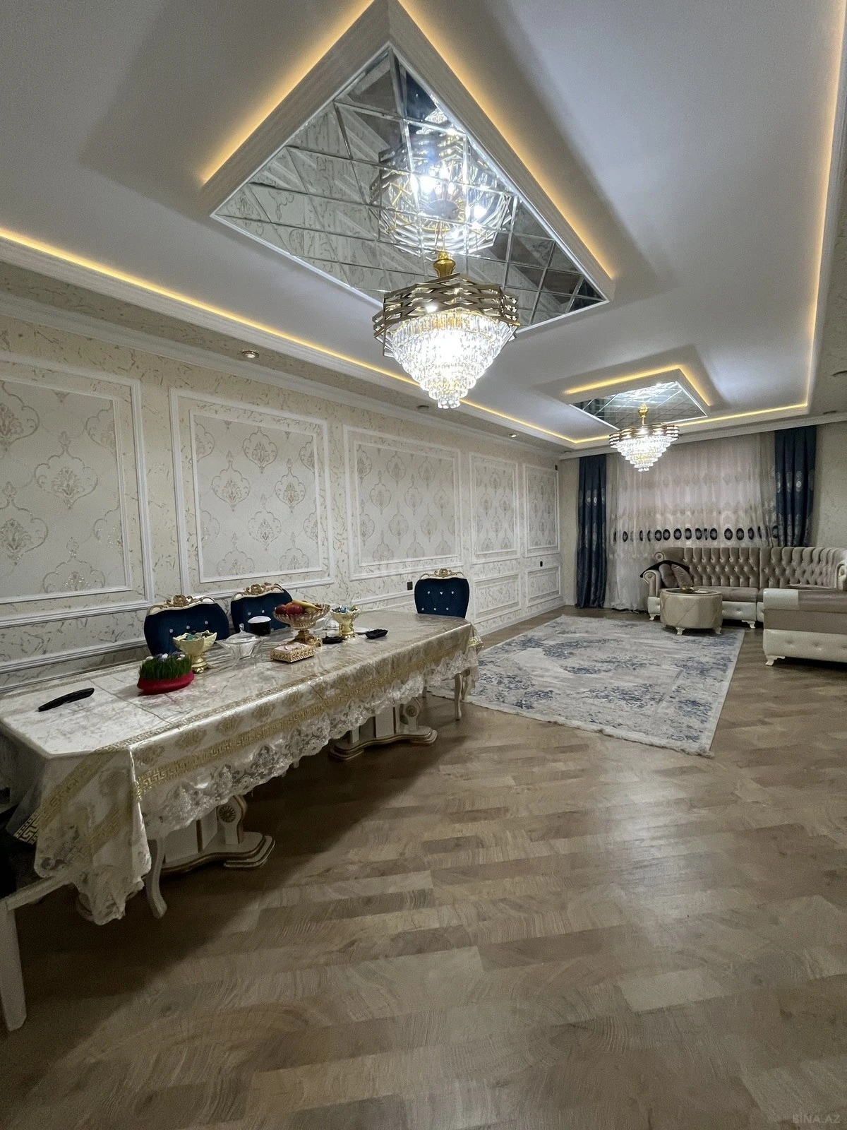 Satılır 6 otaqlı həyət evi 300 m²