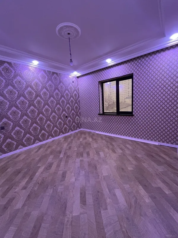 Satılır 6 otaqlı həyət evi 300 m²