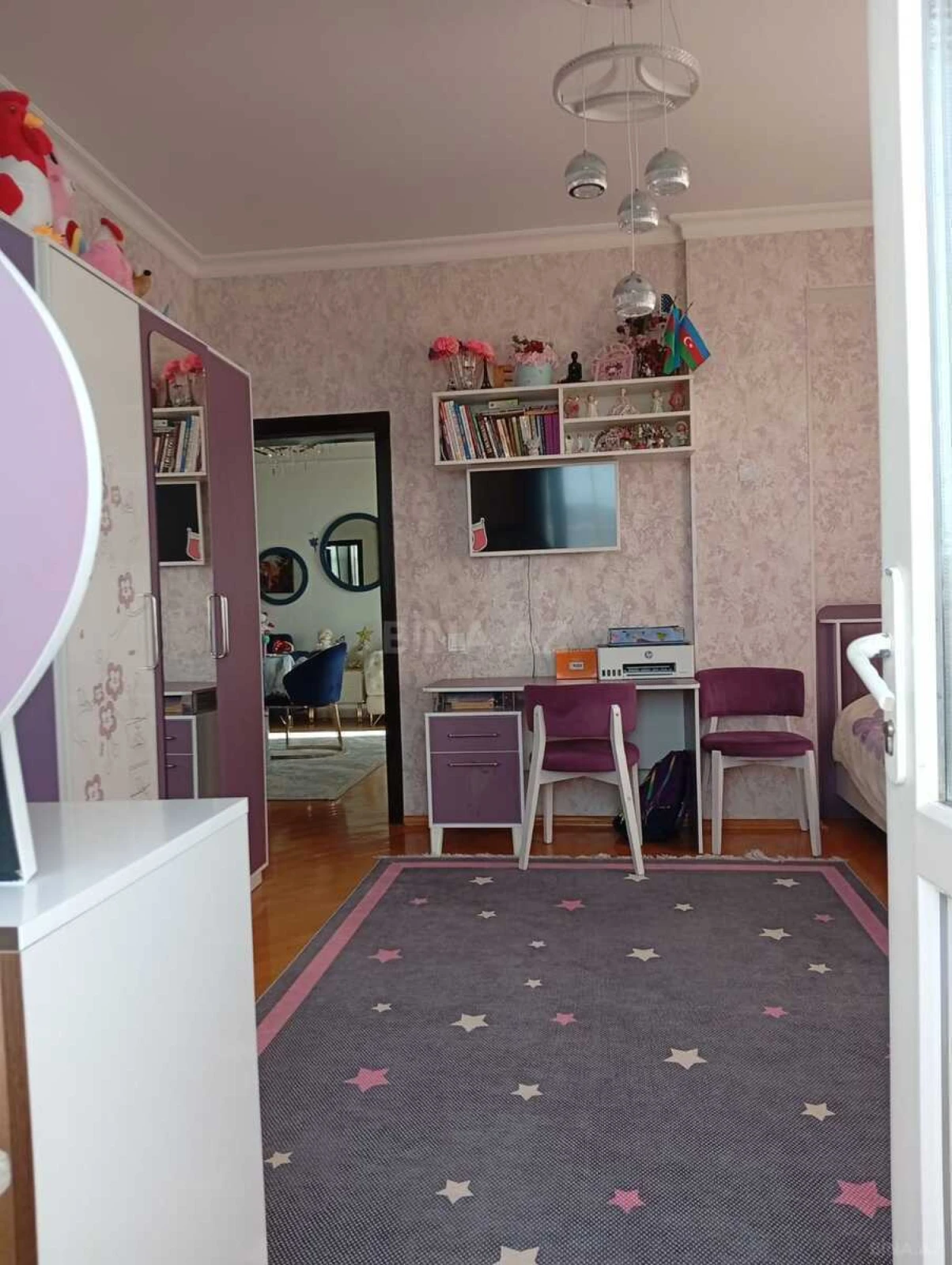 Satılır 3 otaqlı mənzil 130 m²