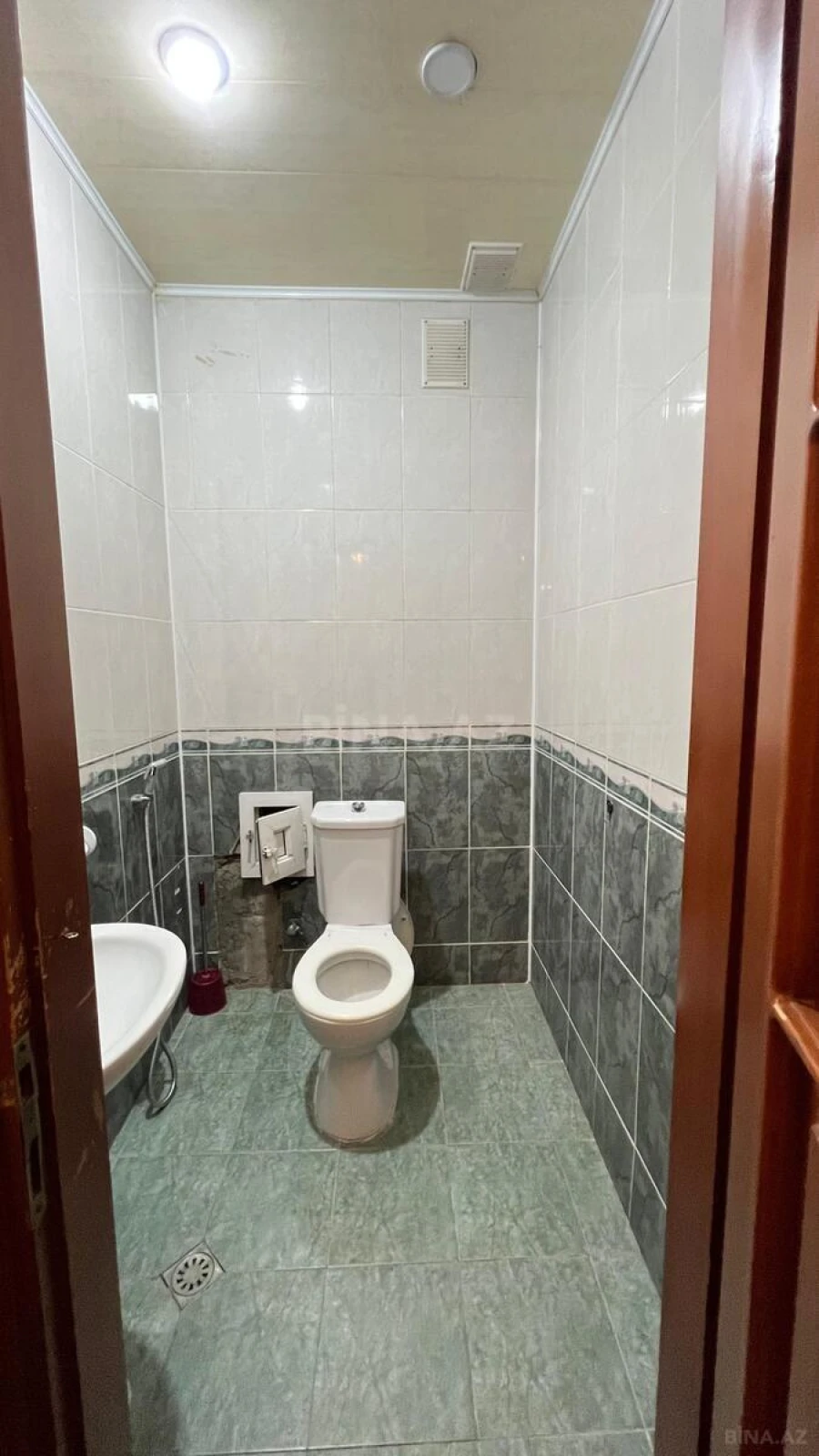 Kirayə verilir 3 otaqlı mənzil 140 m²