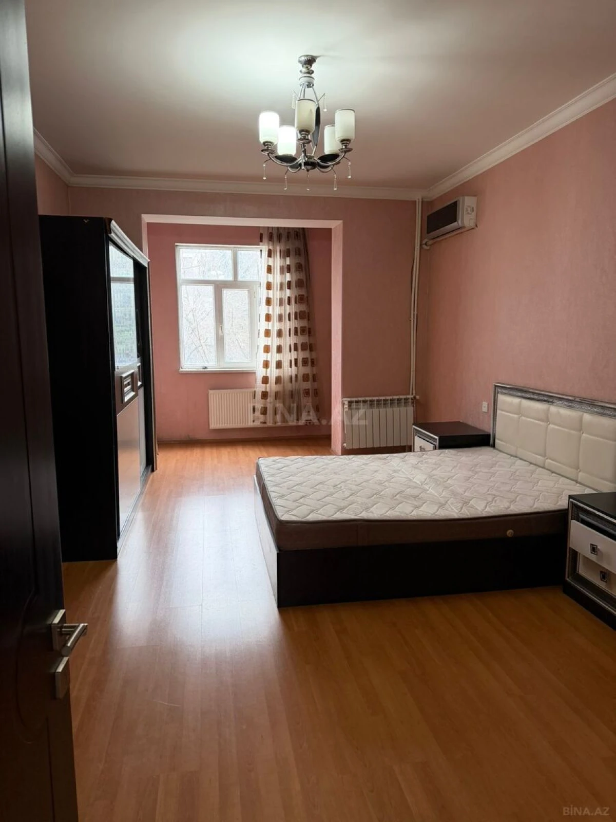 Satılır 2 otaqlı mənzil 66 m²