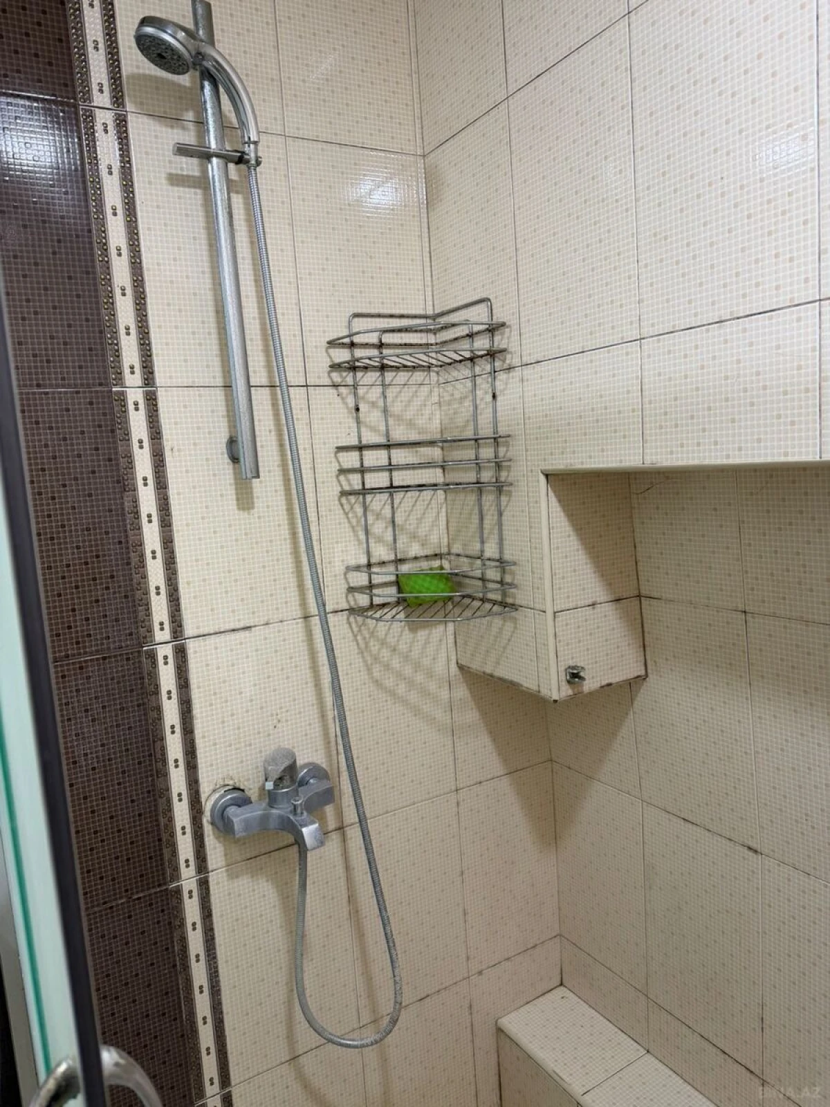 Satılır 2 otaqlı mənzil 66 m²