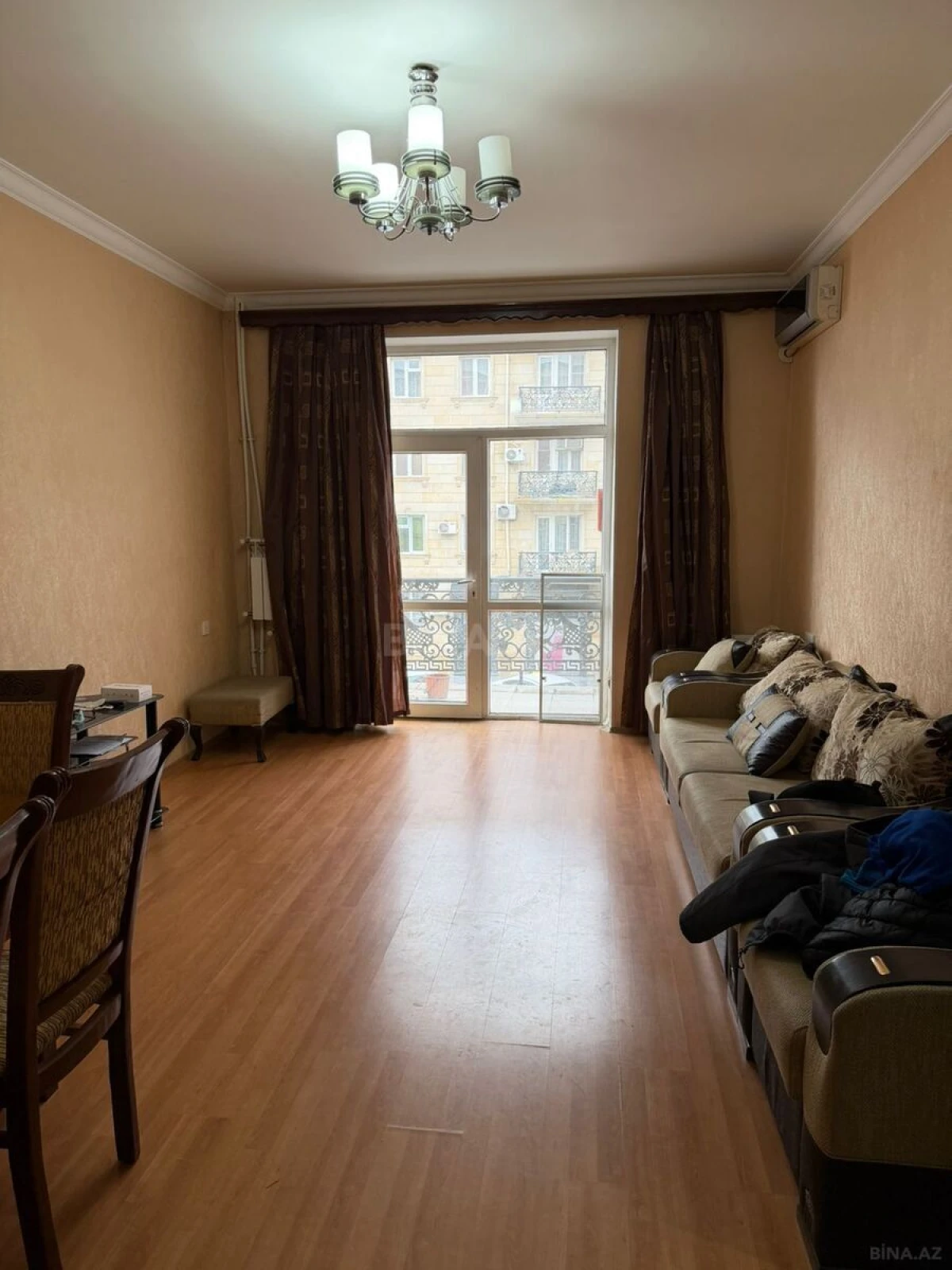 Satılır 2 otaqlı mənzil 66 m²