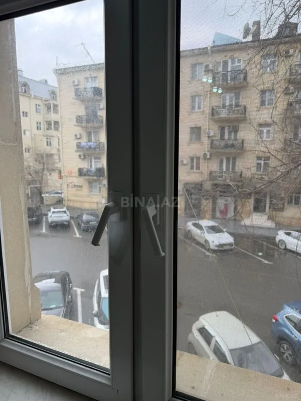 Satılır 2 otaqlı mənzil 66 m²