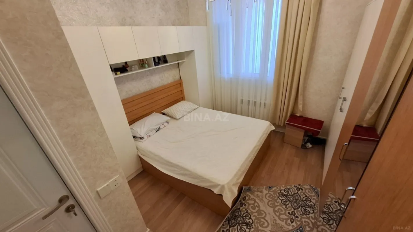 Satılır 2 otaqlı mənzil 60 m²