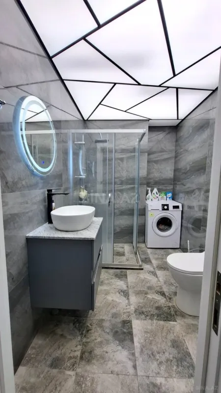 Satılır 2 otaqlı mənzil 60 m²