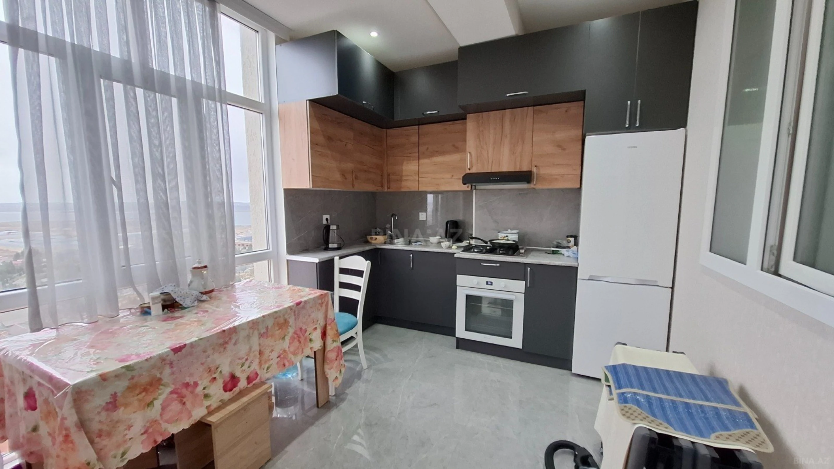 Satılır 2 otaqlı mənzil 60 m²