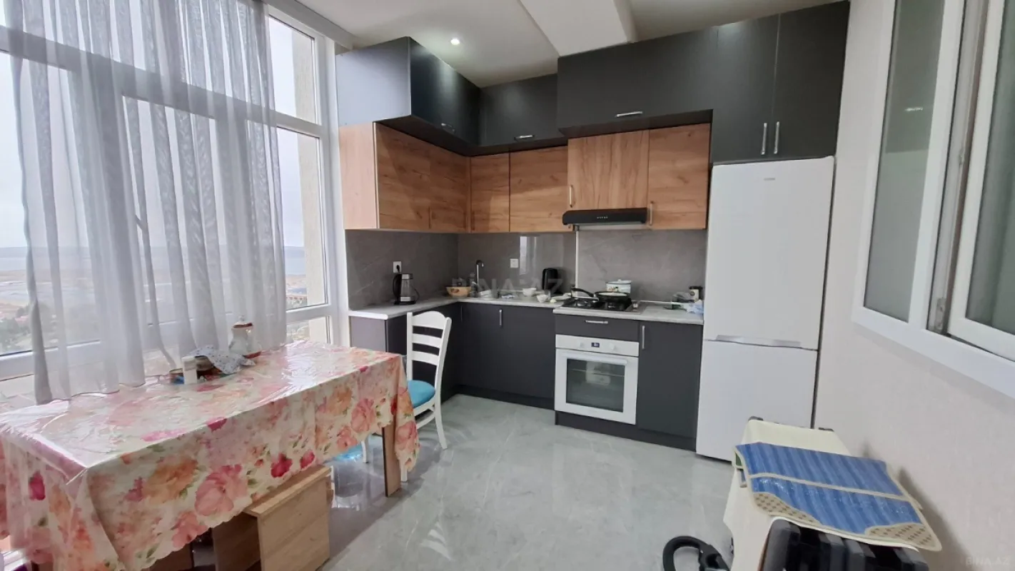 Satılır 2 otaqlı mənzil 60 m²