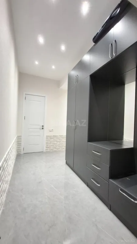 Satılır 2 otaqlı mənzil 60 m²