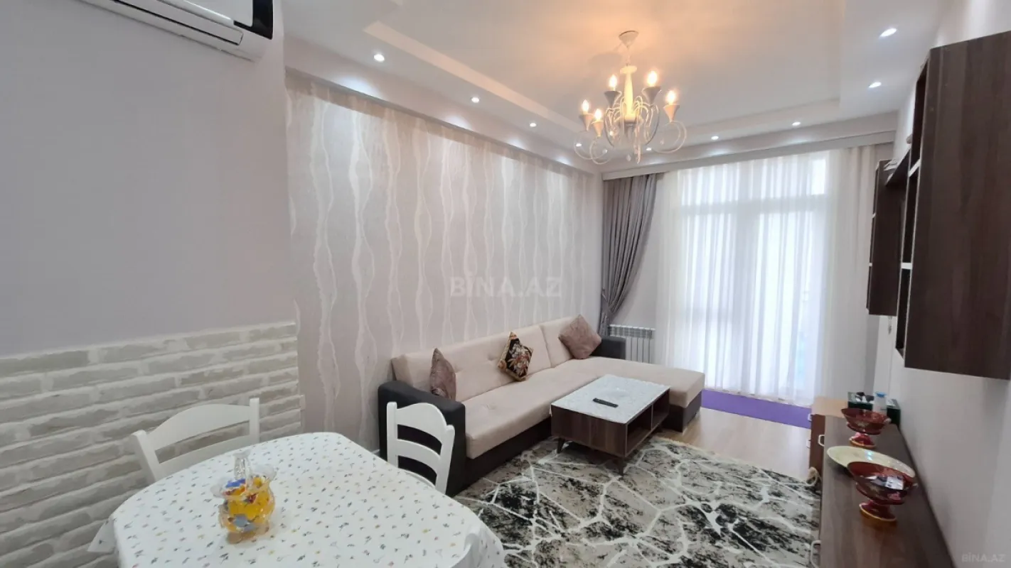 Satılır 2 otaqlı mənzil 60 m²