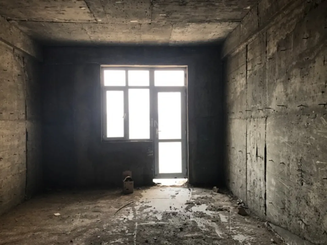 Satılır 3 otaqlı mənzil 120 m²