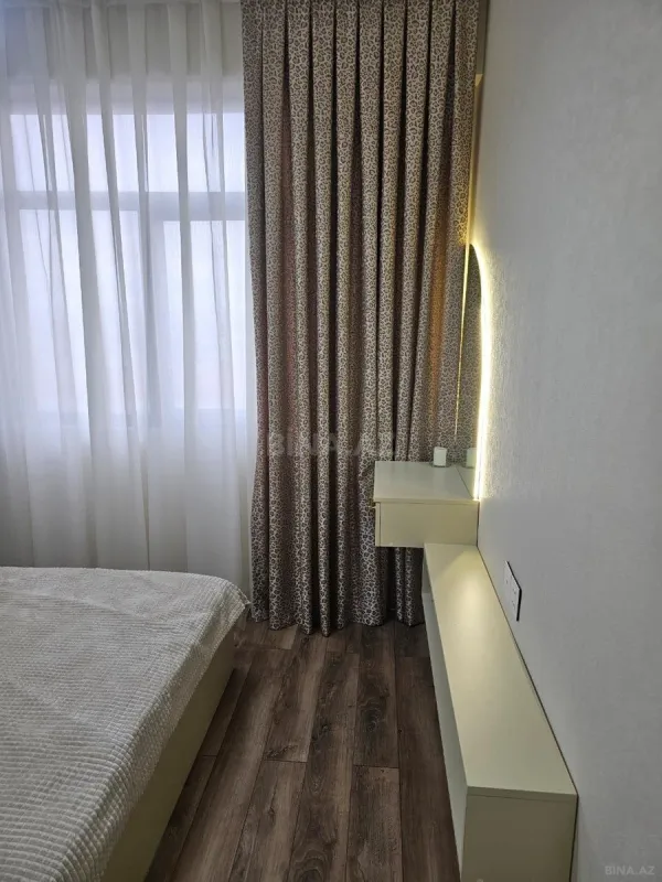 Kirayə verilir 2 otaqlı mənzil 60 m²