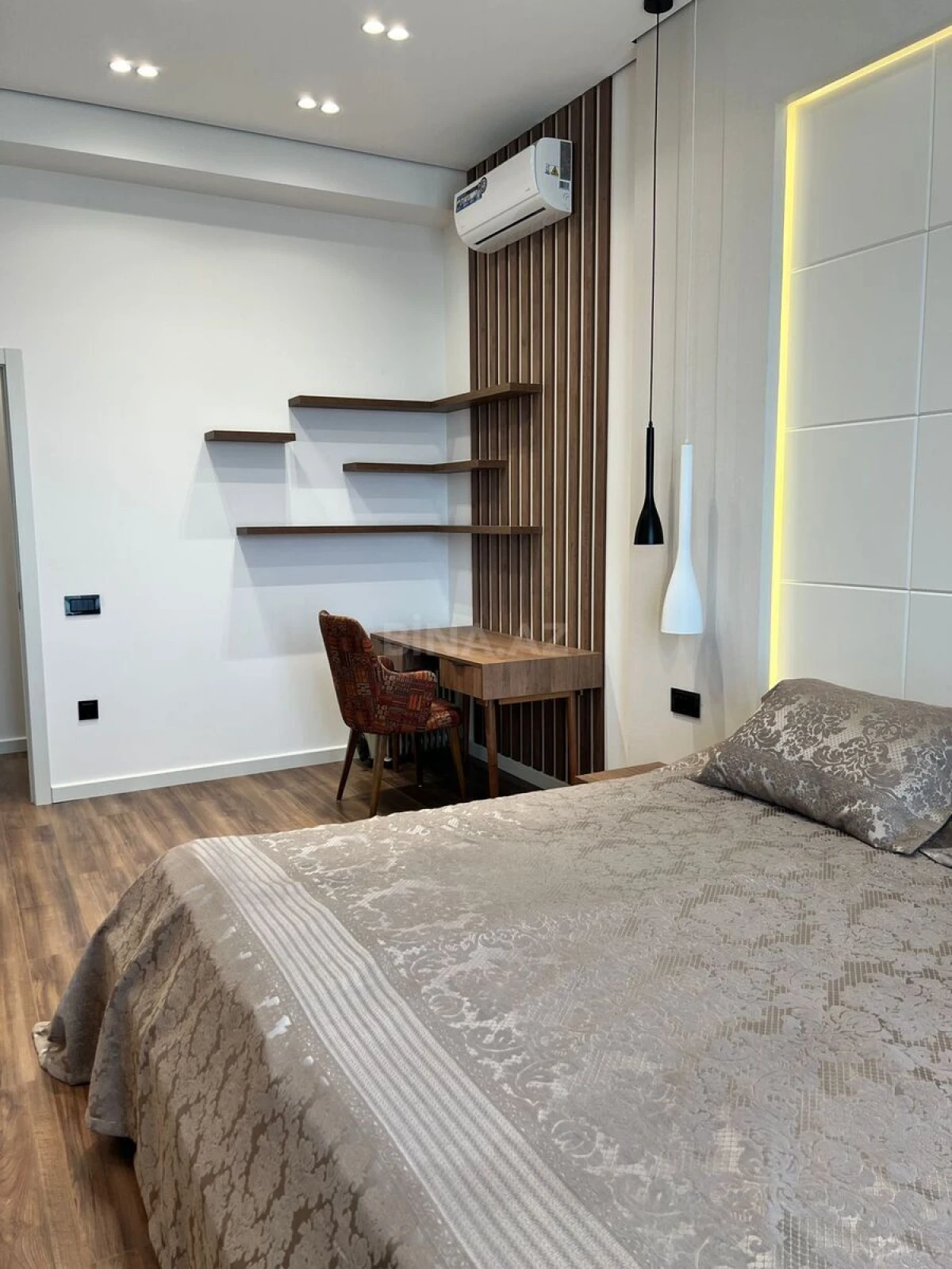 Kirayə verilir 3 otaqlı mənzil 125 m²