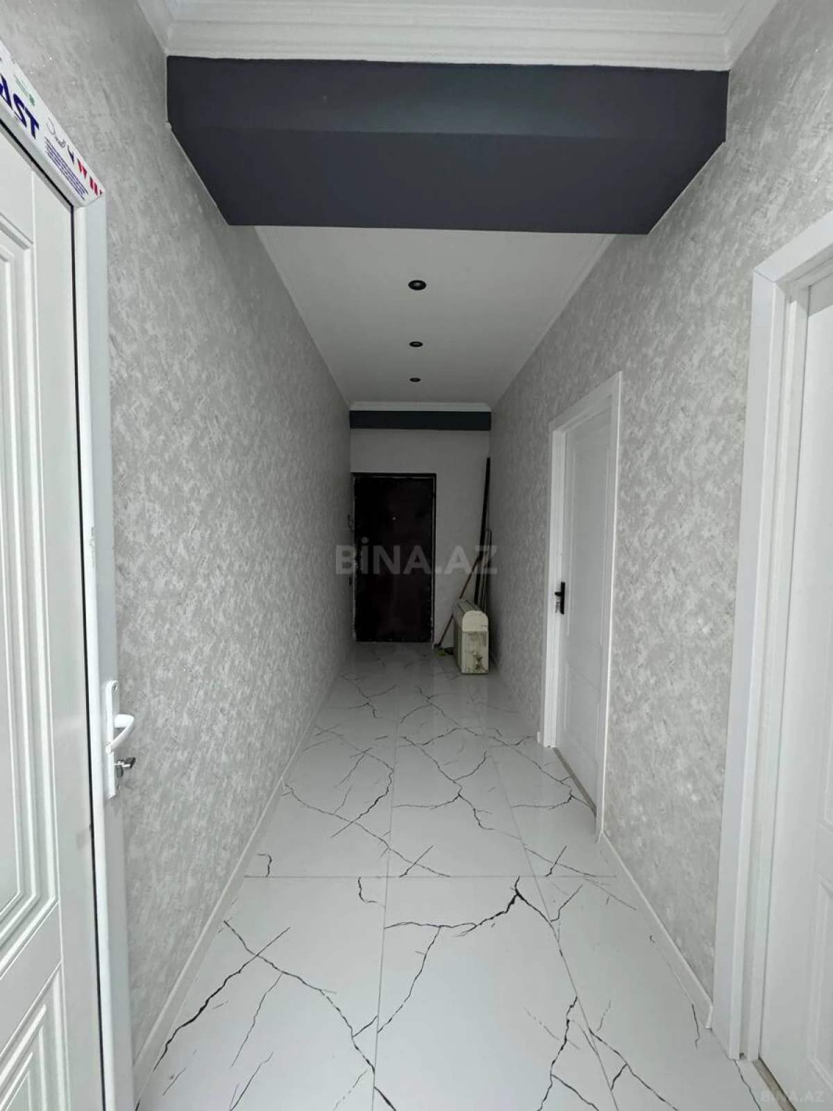 Satılır 2 otaqlı mənzil 58 m²