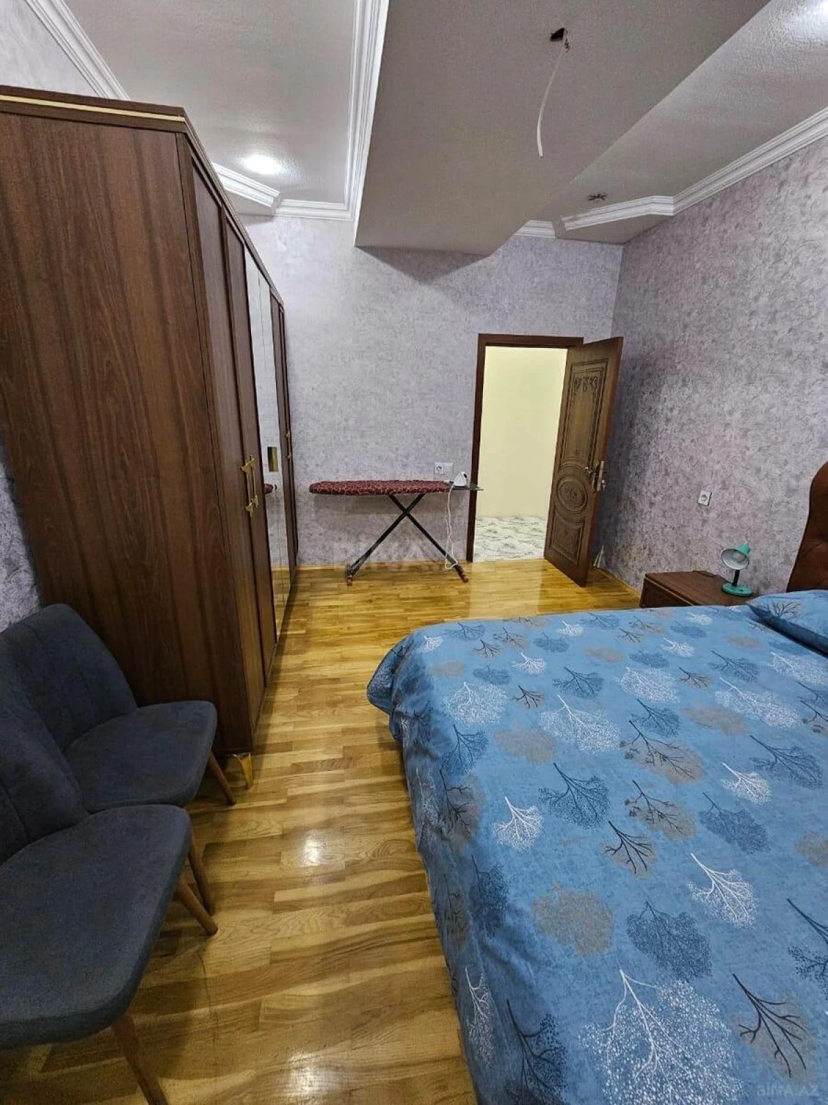 Kirayə verilir 2 otaqlı mənzil 90 m²