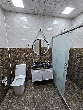 Kirayə verilir 2 otaqlı mənzil 90 m²