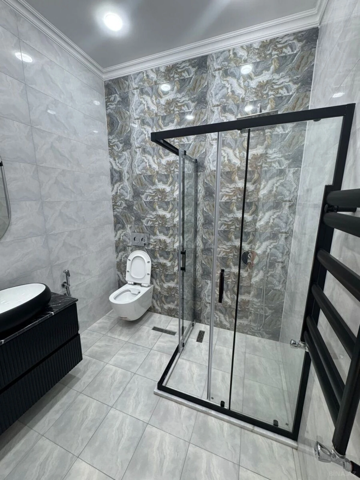 Satılır 4 otaqlı həyət evi 190 m²