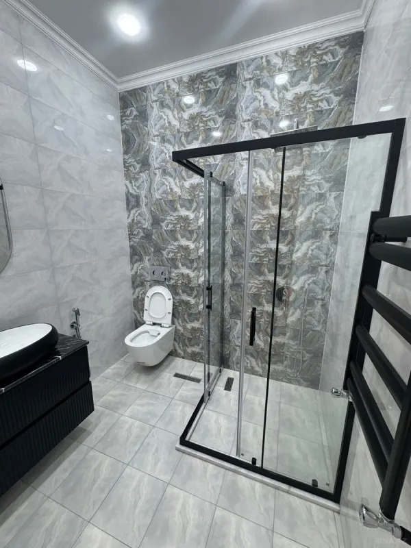 Satılır 4 otaqlı həyət evi 190 m²