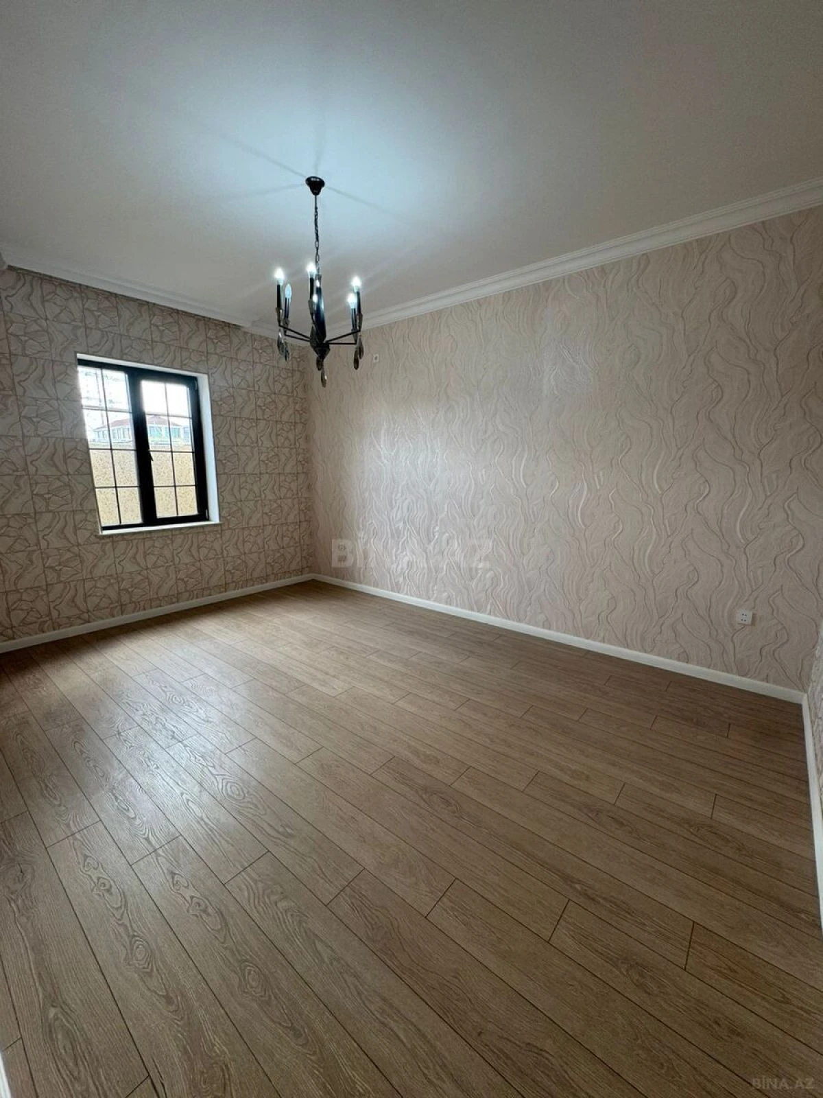 Satılır 4 otaqlı həyət evi 190 m²