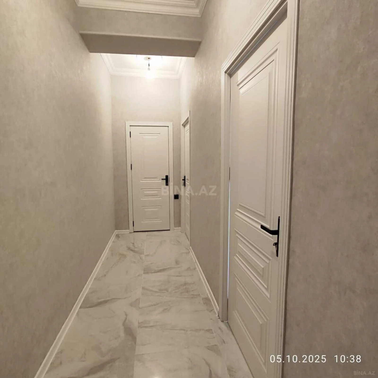 Satılır 2 otaqlı mənzil 52 m²