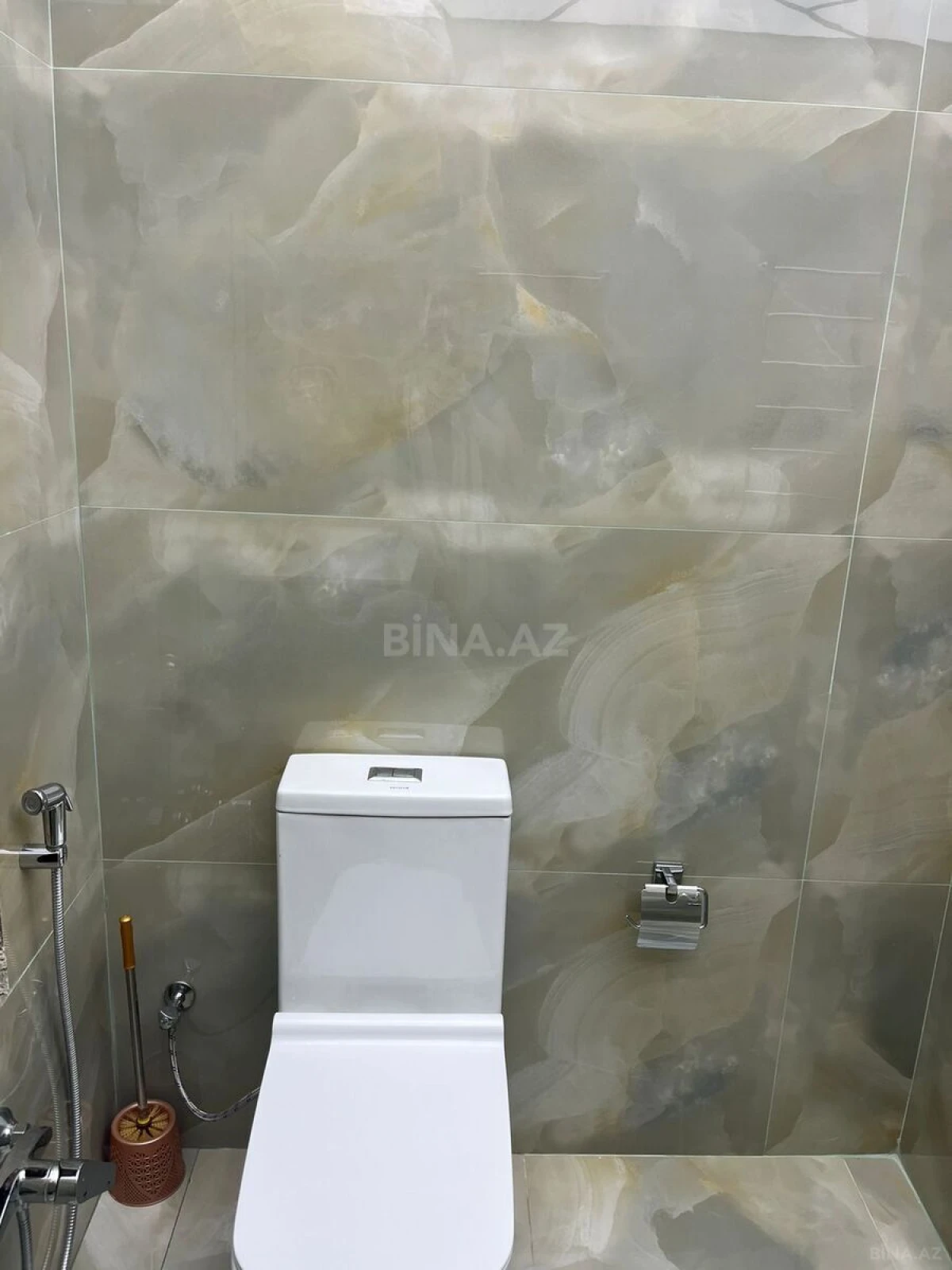 Satılır 3 otaqlı mənzil 115 m²