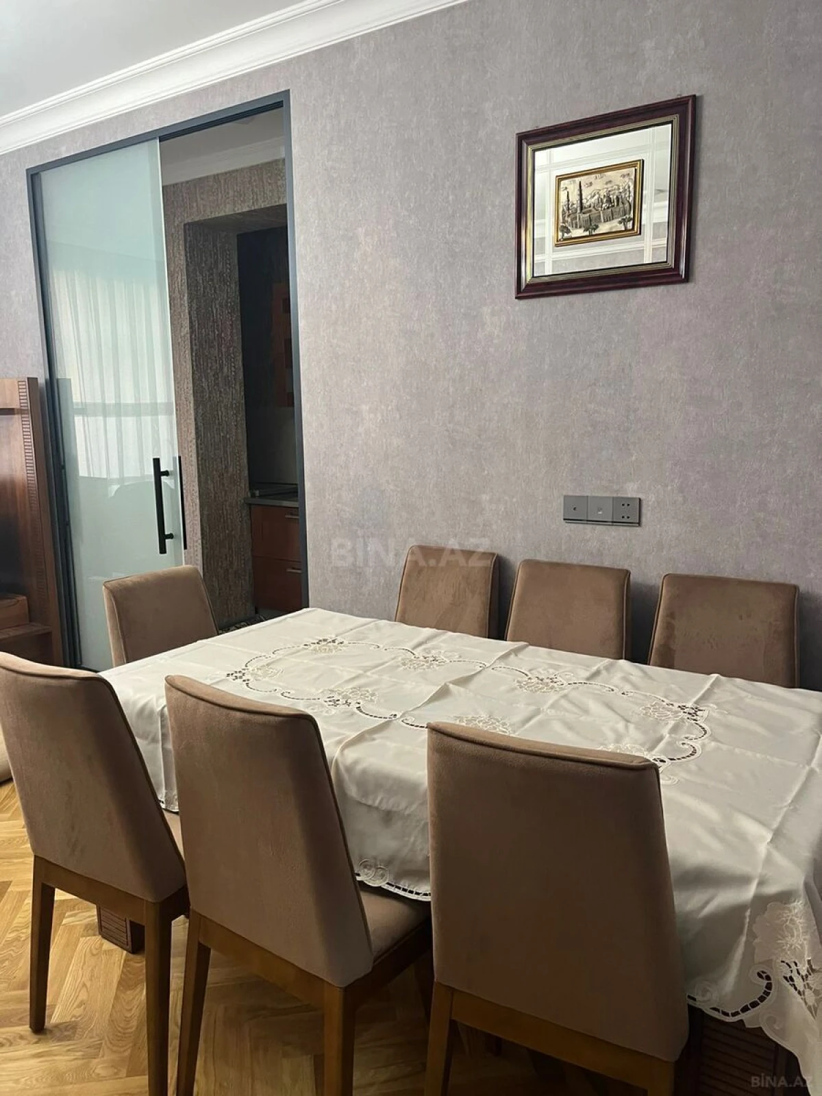 Satılır 3 otaqlı mənzil 115 m²