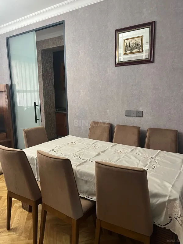 Satılır 3 otaqlı mənzil 115 m²