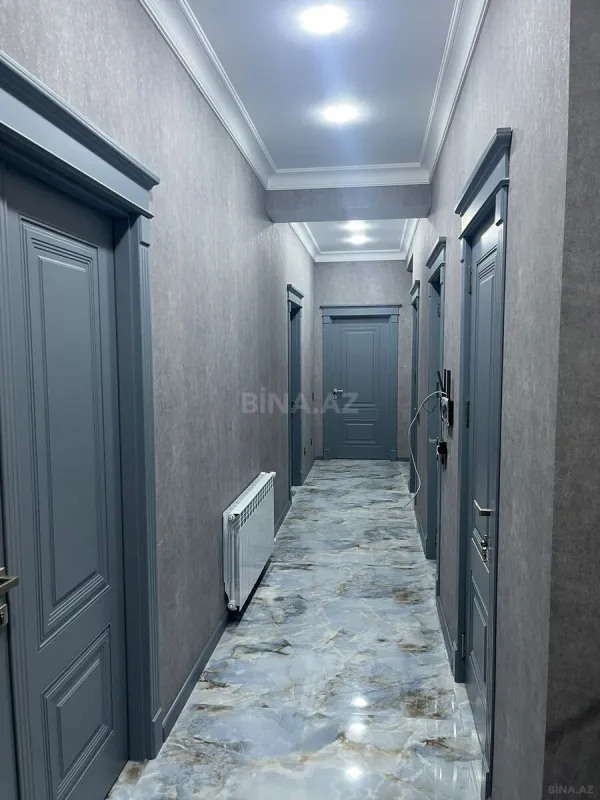 Satılır 3 otaqlı mənzil 115 m²